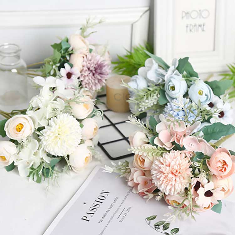 Ψεύτικα λουλούδια